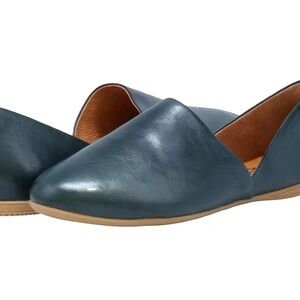 Mix Mooz Kimmie flats, size 40, ocean blue